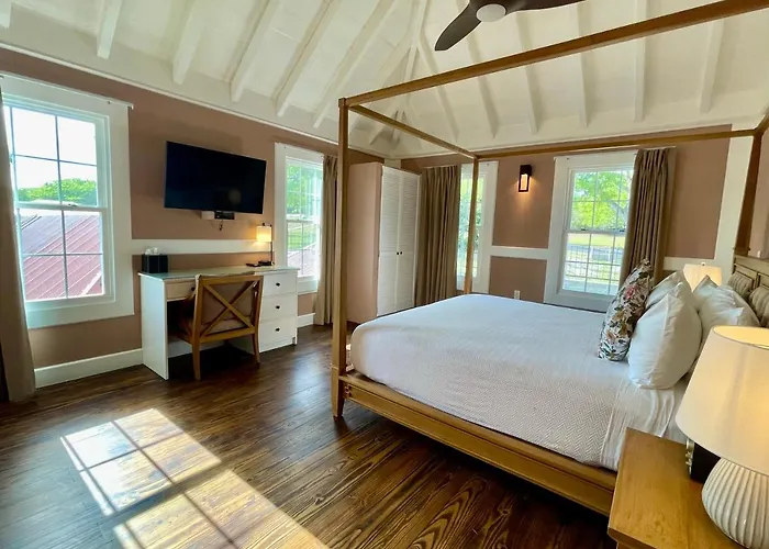Weatherills Hotel